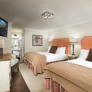 Standard Queen Room Two Queen Beds